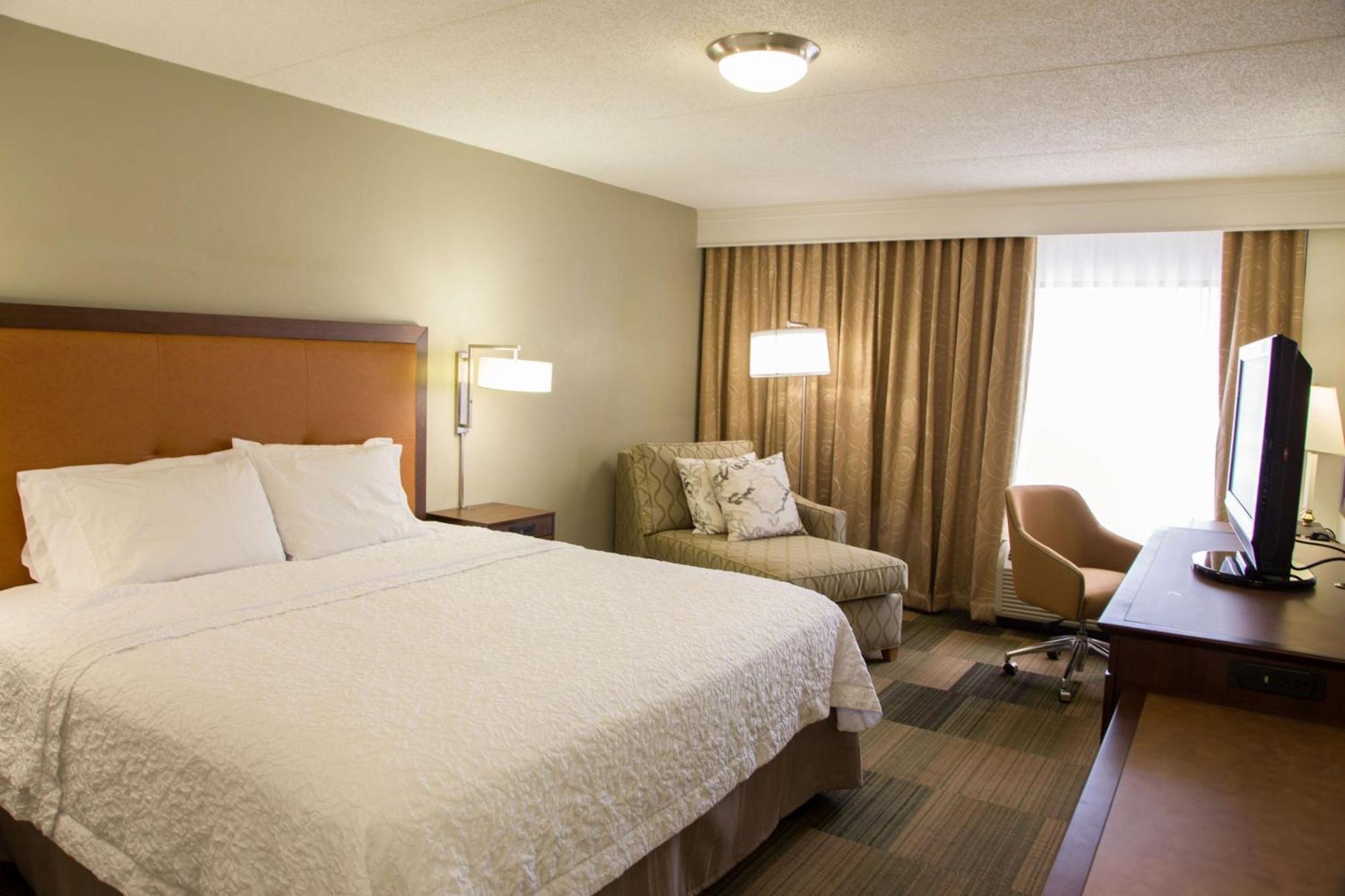 Hampton Inn & Suites Albany-Downtown Exterior foto